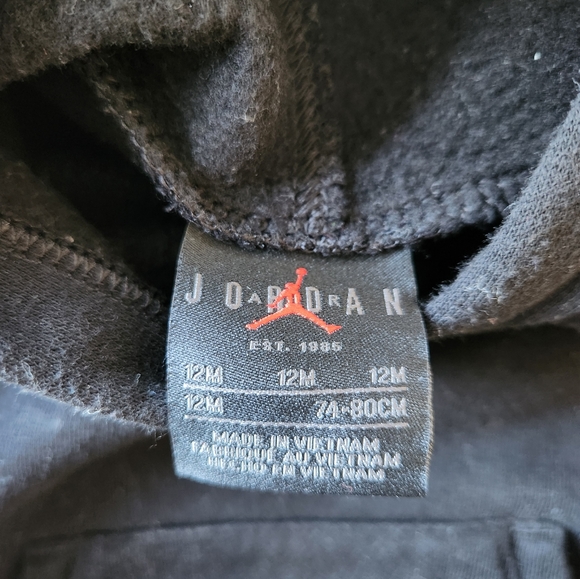 Jordan infant sweatsuit - Picture 2 of 4